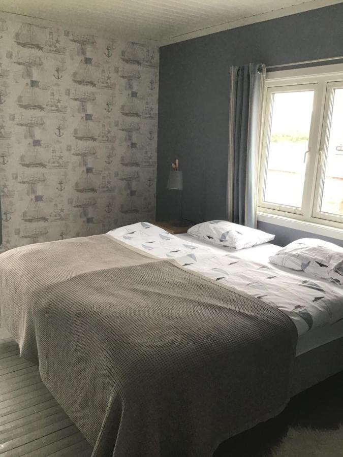 Ferienwohnung Laukvika Rorbuer Exterior foto