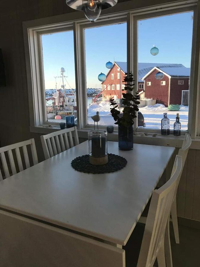 Ferienwohnung Laukvika Rorbuer Exterior foto