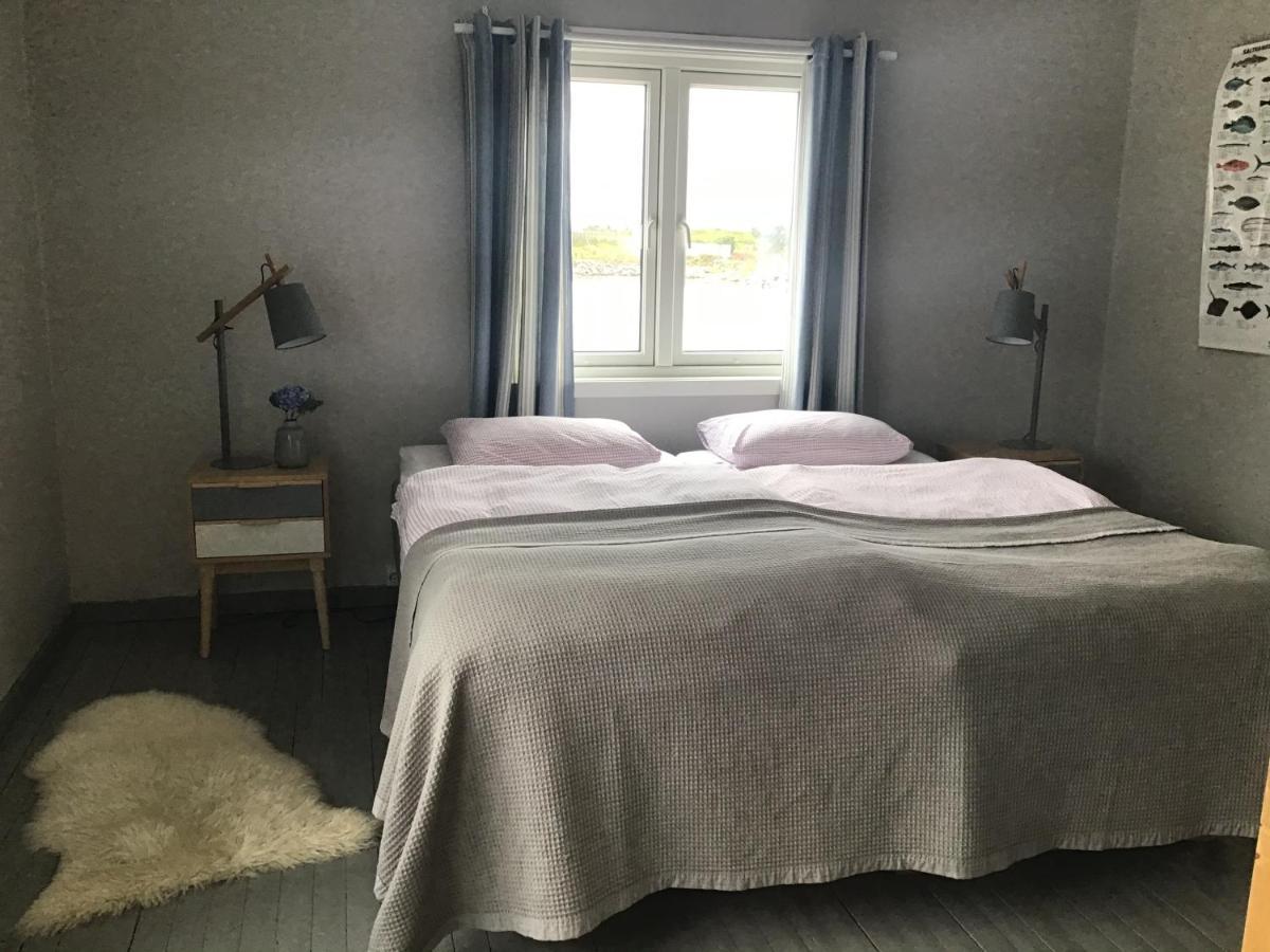 Ferienwohnung Laukvika Rorbuer Exterior foto