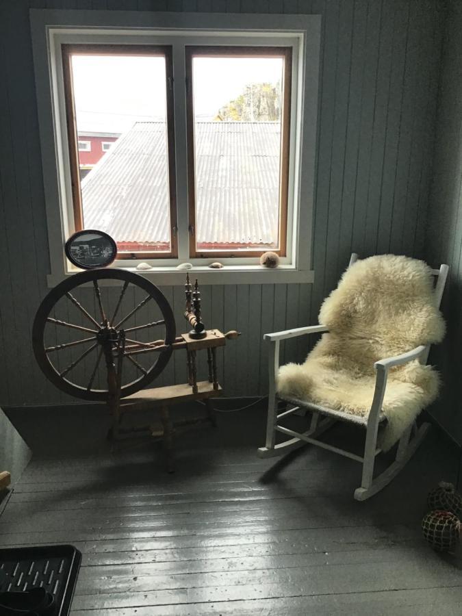 Ferienwohnung Laukvika Rorbuer Exterior foto